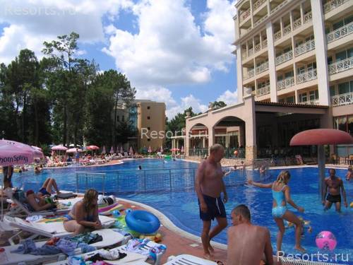 Alba Hotel 5